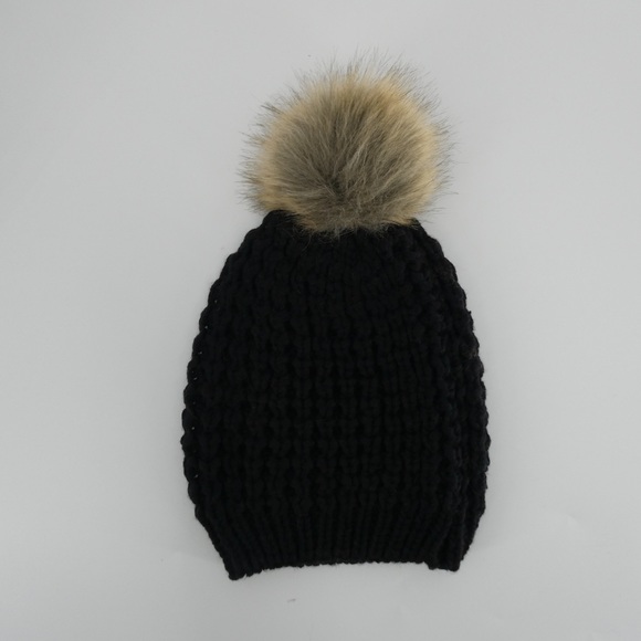 Retrend11 Accessories - Retrend11 | Women's Textured Beanie W/ Pom Pom, Black, One Size, NWT